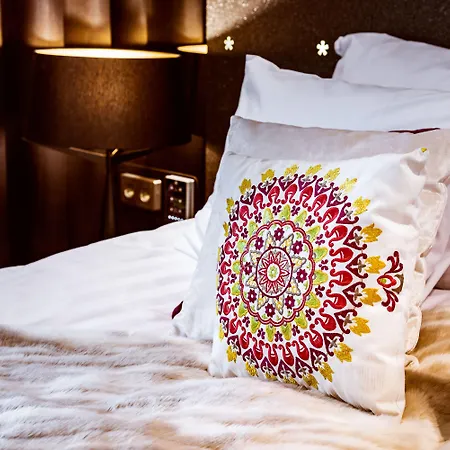 Hotell Arctic Light 4*