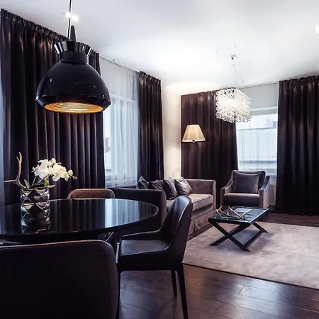 Arctic Light Hotel 4*