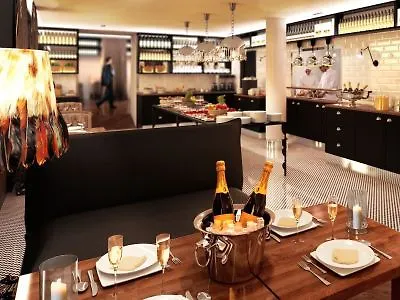 아크틱 라이트 호텔