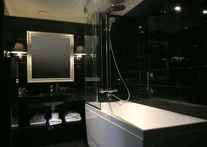 아크틱 라이트 4* 로바니에미